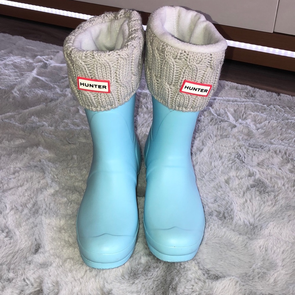 Hunter boots w/ knitted sock